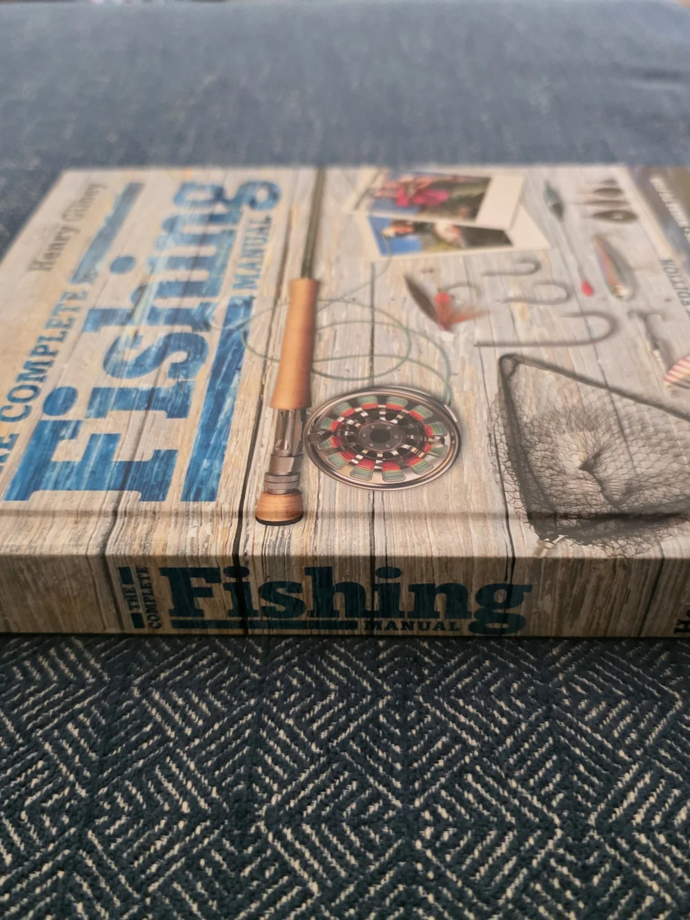 DK The Complete Fishing Manual - Blue Cover